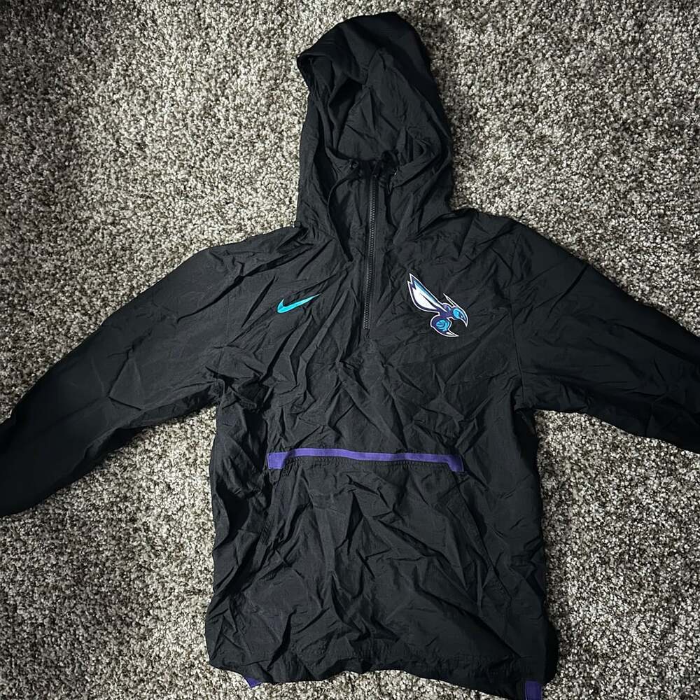 Nike Charlotte Hornets Black Half-Zip Anorak Windbreaker Jacket